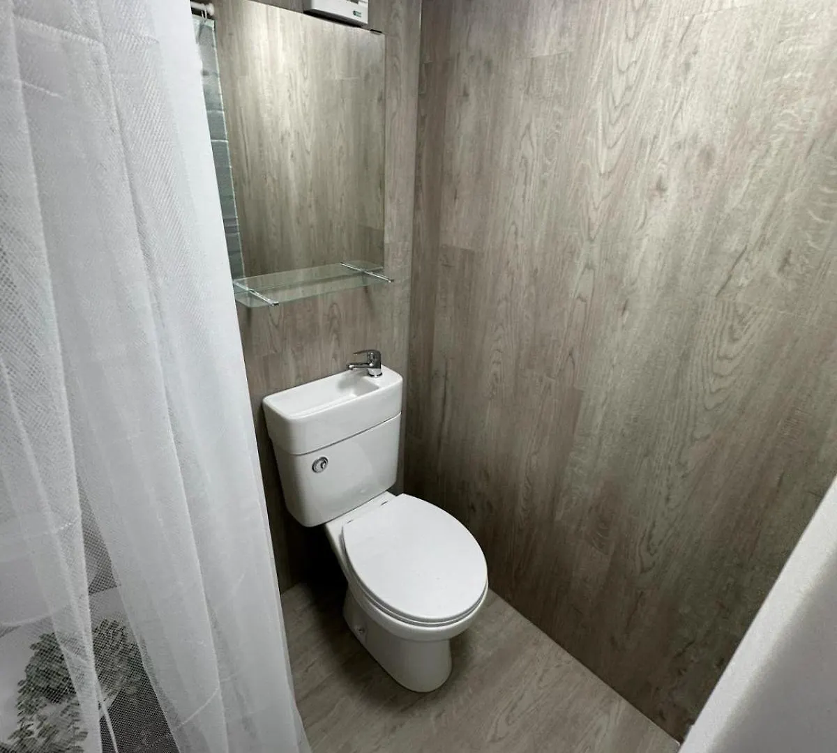 게스트하우스 Single Ensuite Room 런던 영국